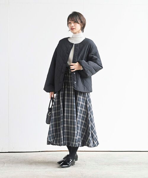 rps（アールピーエス）の「ボリュームスリーブ裏ボアキルトジャケット（ダウンジャケット/コート・レディース・アイボリー/ブラック/カーキ・フリー）」の4枚目の写真