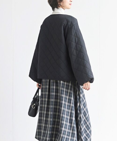 rps（アールピーエス）の「ボリュームスリーブ裏ボアキルトジャケット（ダウンジャケット/コート・レディース・アイボリー/ブラック/カーキ・フリー）」の6枚目の写真