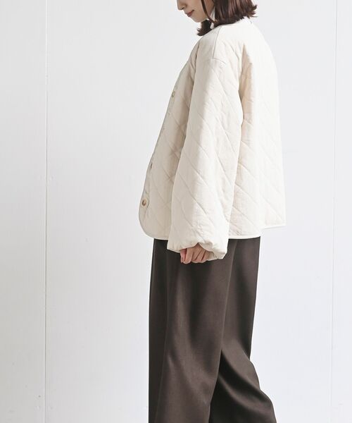 rps（アールピーエス）の「ボリュームスリーブ裏ボアキルトジャケット（ダウンジャケット/コート・レディース・アイボリー/ブラック/カーキ・フリー）」の12枚目の写真