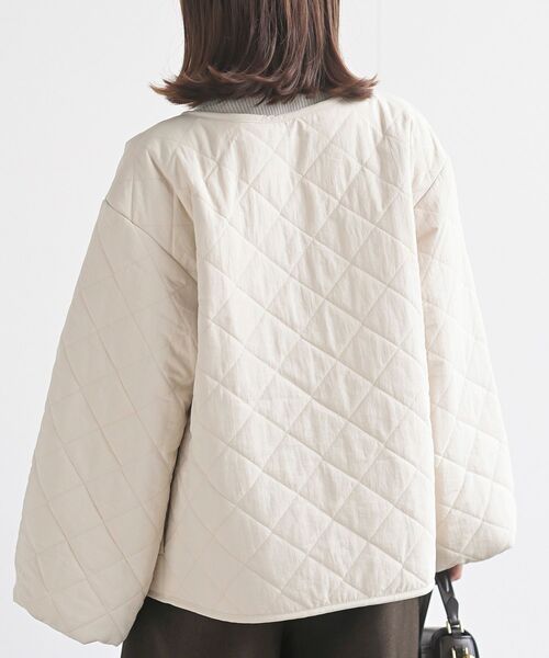 rps（アールピーエス）の「ボリュームスリーブ裏ボアキルトジャケット（ダウンジャケット/コート・レディース・アイボリー/ブラック/カーキ・フリー）」の17枚目の写真