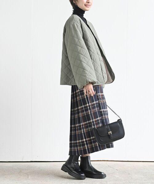 rps（アールピーエス）の「ボリュームスリーブ裏ボアキルトジャケット（ダウンジャケット/コート・レディース・アイボリー/ブラック/カーキ・フリー）」の22枚目の写真