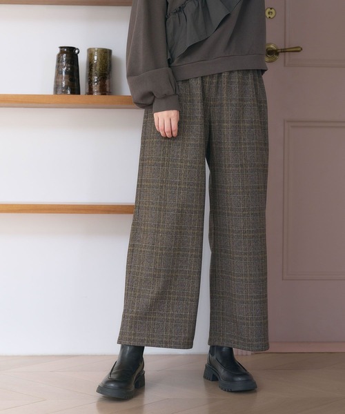 studio CLIP（スタディオクリップ）の「あったかストレートパンツ[プチ・プラスサイズあり]（その他パンツ・レディース・ネイビー/ブラウン/その他1/その他2・SMALL/MEDIUM/LARGE/X-LARGE/XX-LARGE/XXX-LARGE/PF）」の21枚目の写真