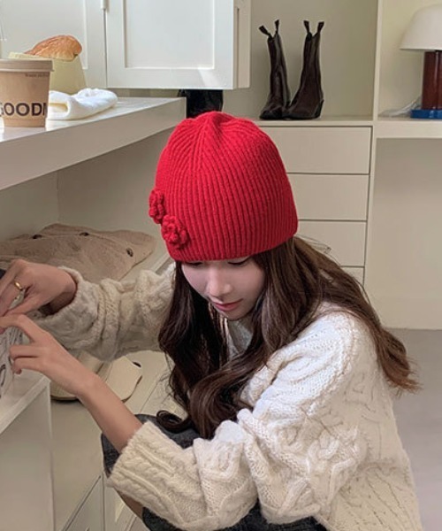 Vipoa（ヴィポア）の「flower knit beanie（ニットキャップ/ビーニー・レディース・グレー/レッド/ピンク/ベージュ/ブラック/アイボリー/ライム・FREE）」の13枚目の写真