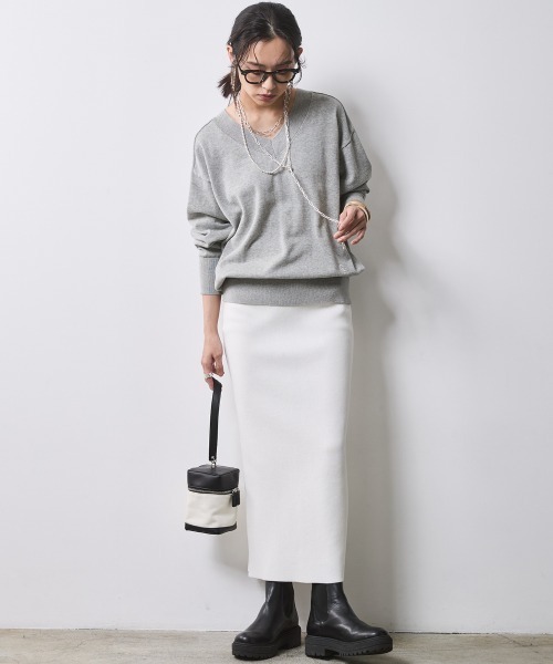 CHIC STYLE（シックスタイル）の「Vネックニットプルオーバー ＜大きいサイズ有＞シックスタイル（ニット/セーター・レディース・ベージュ/ブラック/グレー・M/L/LL/3L/4L/5L）」の15枚目の写真