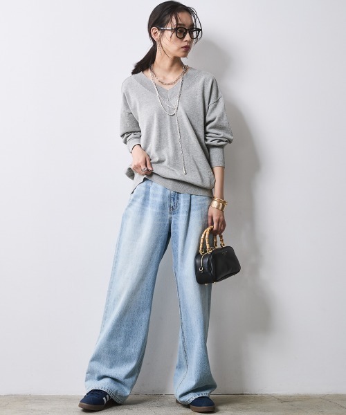 CHIC STYLE（シックスタイル）の「Vネックニットプルオーバー ＜大きいサイズ有＞シックスタイル（ニット/セーター・レディース・ベージュ/ブラック/グレー・M/L/LL/3L/4L/5L）」の16枚目の写真