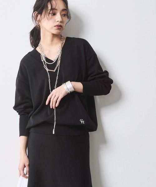 CHIC STYLE（シックスタイル）の「Vネックニットプルオーバー ＜大きいサイズ有＞シックスタイル（ニット/セーター・レディース・ベージュ/ブラック/グレー・M/L/LL/3L/4L/5L）」の8枚目の写真