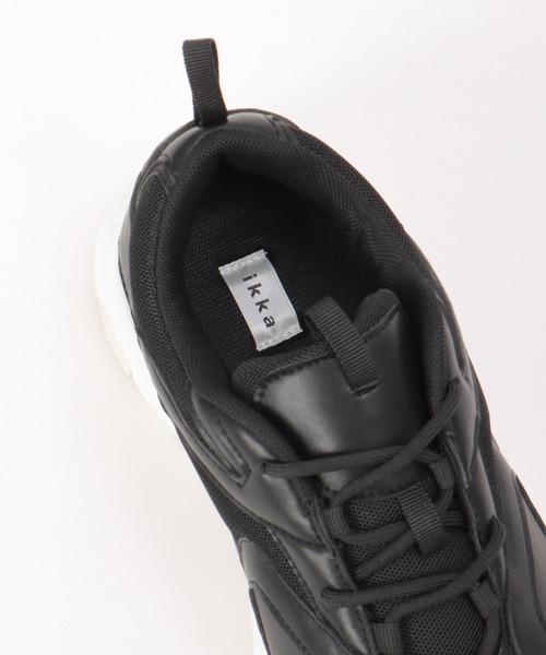 ikka(イッカ)の「【雑誌InRed4月号掲載】ダッドスニーカー(スニーカー・レディース・ブラック/ホワイト・L/M)」の8枚目の写真