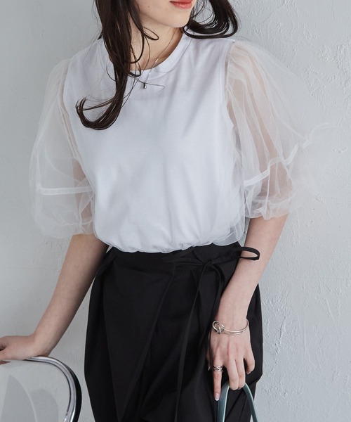 RANAN（ラナン）の「チュールレイヤードボリューム袖トップス（Tシャツ/カットソー・レディース・ブラック/オフホワイト/ピンク/チャコール・LL/L/M）」の2枚目の写真