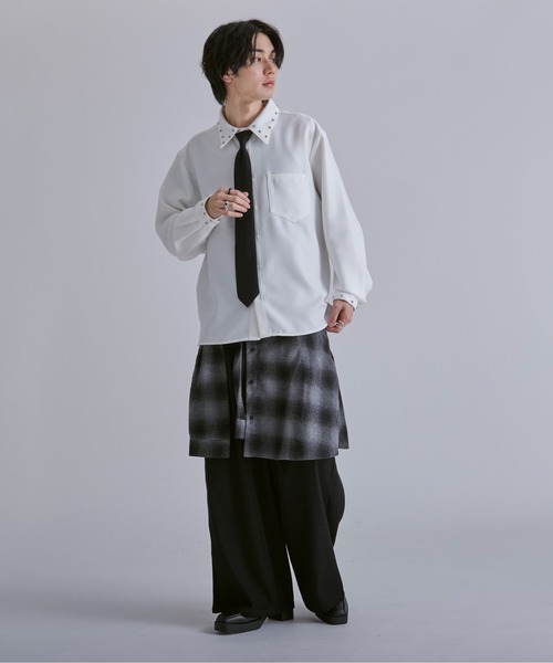 Ellno Loset(エルノロゼット)の「スタッズツキシャツ(シャツ/ブラウス・メンズ・ブラック/オフホワイト・LARGE/MEDIUM/SMALL)」の18枚目の写真