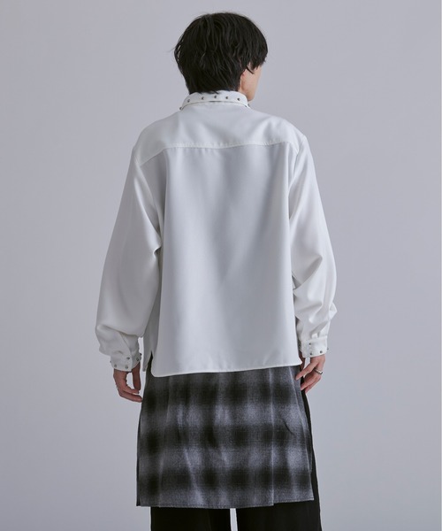 Ellno Loset(エルノロゼット)の「スタッズツキシャツ(シャツ/ブラウス・メンズ・ブラック/オフホワイト・LARGE/MEDIUM/SMALL)」の17枚目の写真