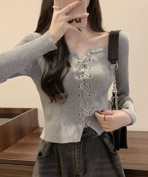 paravion（パラビオン）の「レースアップリブニット（Tシャツ/カットソー・レディース・ブラック/グレー/オフホワイト/ホワイト・FREE）」の9枚目の写真