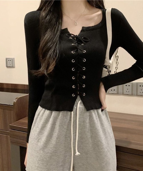 paravion（パラビオン）の「レースアップリブニット（Tシャツ/カットソー・レディース・ブラック/グレー/オフホワイト/ホワイト・FREE）」の12枚目の写真