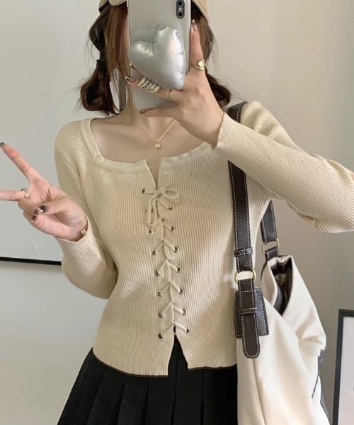 paravion（パラビオン）の「レースアップリブニット（Tシャツ/カットソー・レディース・ブラック/グレー/オフホワイト/ホワイト・FREE）」の13枚目の写真