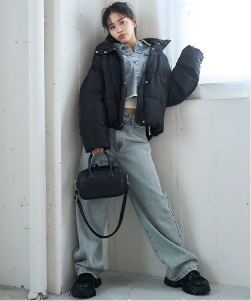 LOVETOXIC（ラブトキシック）の「【新色登場】エンボスボストンミニショルダー（ショルダーバッグ・キッズ・サックスブルー/シルバー/オフホワイト/ブラック/レッド・F）」の6枚目の写真