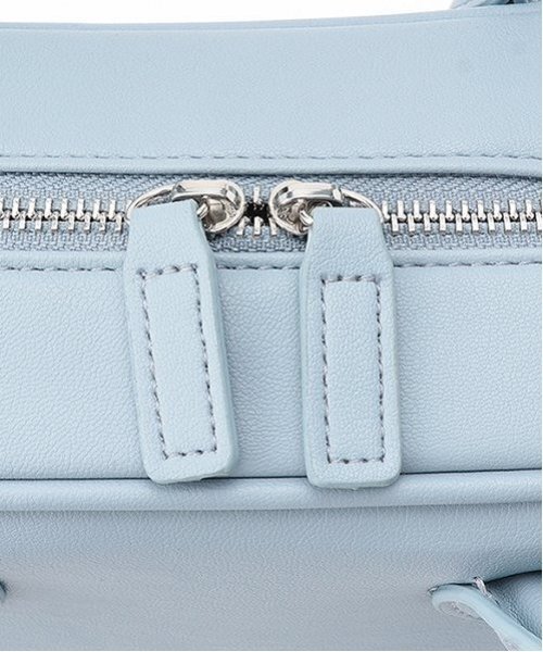 LOVETOXIC（ラブトキシック）の「【新色登場】エンボスボストンミニショルダー（ショルダーバッグ・キッズ・サックスブルー/シルバー/オフホワイト/ブラック/レッド・F）」の8枚目の写真