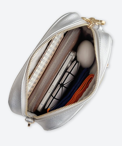 IROMEKI(イロメキ)の「スモールバッグ IROMEKI follow me small bag ショルダーバッグ ハンドバッグ(ショルダーバッグ・レディース・シルバー/アイボリー/ブラック・ONE SIZE)」の15枚目の写真