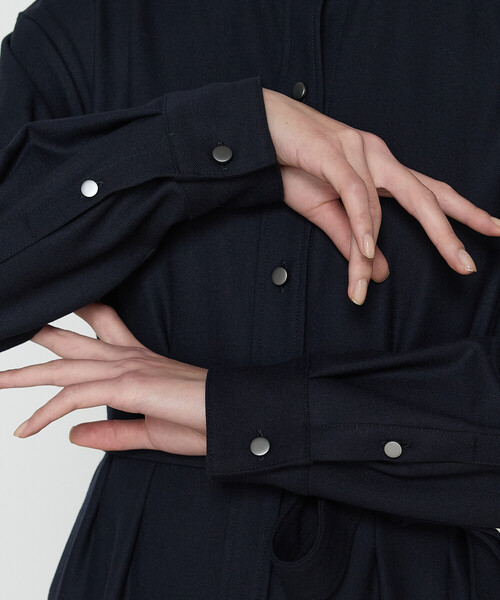 K.T KIYOKO TAKASE（キヨコタカセ）の「両面起毛ツイル シャツドレス（ワンピース・レディース・ネイビー・9号）」の18枚目の写真