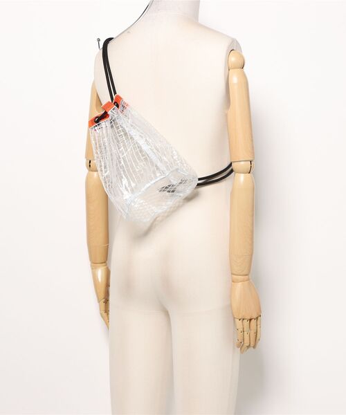 TIMELESS COMFORT（タイムレスコンフォート）の「WEEKEND(ER)（ウィークエンダー）GRID　BONSACK（ショルダーバッグ・メンズ・グレー/オレンジ・ONE SIZE）」の13枚目の写真