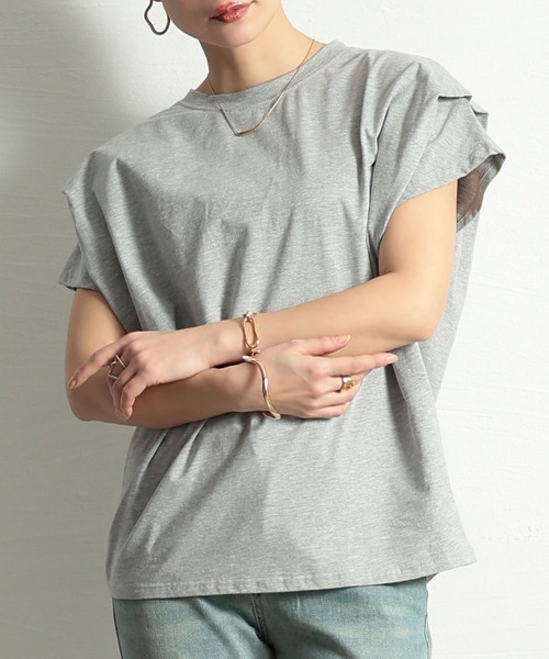 Sawa a la mode(サワアラモード)の「タックスリーブコットンカットソー(Tシャツ/カットソー・レディース・ホワイト/ブラウン/ブラック/杢グレー・FREE)」の4枚目の写真
