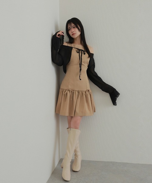 M DOLLY(エムドリー)の「sheer flare cuffs short bolero tops/シアーフレアカフスショートボレロトップス(カーディガン/ボレロ・レディース・ブラック/アイボリー・FREE)」の12枚目の写真