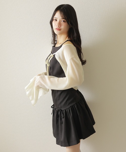 M DOLLY(エムドリー)の「sheer flare cuffs short bolero tops/シアーフレアカフスショートボレロトップス(カーディガン/ボレロ・レディース・ブラック/アイボリー・FREE)」の5枚目の写真