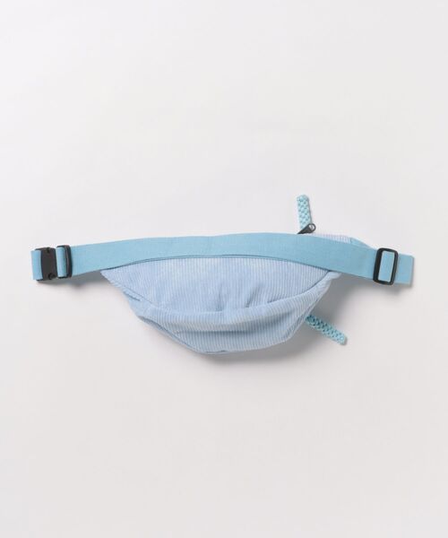 TONE SELECT GOODS(トーンセレクトグッズ)の「urbanfemine./コーデュロイボディバッグ U7454(ボディバッグ/ウエストポーチ・レディース・ホワイト/ブラウン/グリーン/ブルー/ブラック・FREE)」の9枚目の写真
