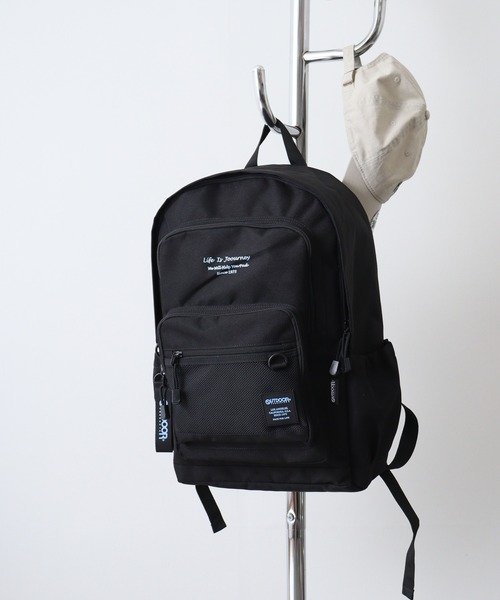 FUNALIVE(ファンアライブ)の「OUTDOORポリロゴラバー付Dパック(バックパック/リュック・メンズ・ブラック/ブラック系その他・FREE)」の1枚目の写真