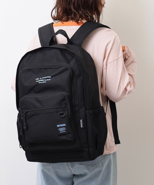 FUNALIVE(ファンアライブ)の「OUTDOORポリロゴラバー付Dパック(バックパック/リュック・メンズ・ブラック/ブラック系その他・FREE)」の4枚目の写真