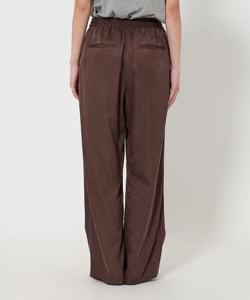 BEAUTY&YOUTH UNITED ARROWS（ビューティーアンドユースユナイテッドアローズ）の「サテンドロースト ワイド パンツ 2（その他パンツ・レディース・ダークグレー/ベージュ/ダークブラウン/ライトブルー・XS/S/M/L）」の18枚目の写真