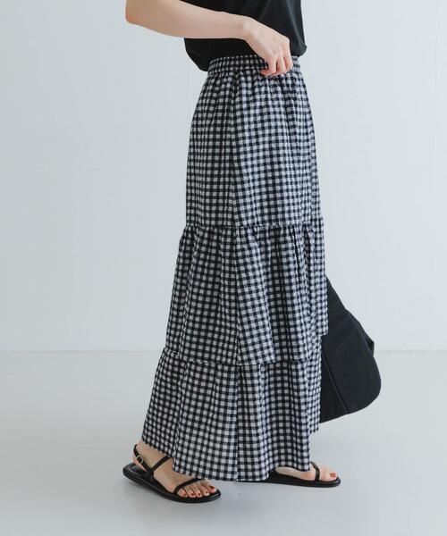 URBAN RESEARCH（アーバンリサーチ）の「サッカーティアードロングスカート（スカート・レディース・チェック/ブラック・FREE）」の2枚目の写真