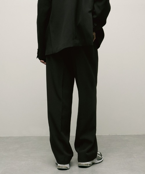 ENDER PRODUCTS（エンダープロダクツ）の「【セットアップ】ダブルブレストテーラードジャケット＋タックワイドスラックスパンツ【ENDER PRODUCTS/エンダープロダクツ】（セットアップ・メンズ・ブラック/チャコールグレー/グレイッシュベージュ・M/L）」の10枚目の写真