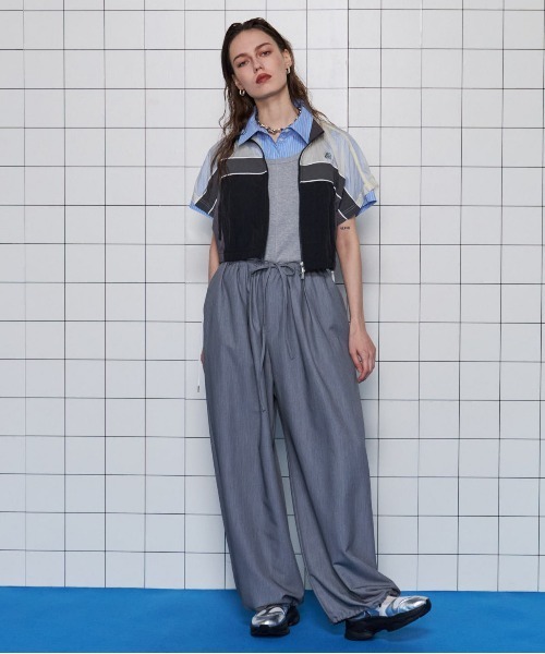 MAISON SPECIAL（メゾンスペシャル）の「Drawstring Wide Easy Pants/ドローストリングワイドイージーパンツ■セットアップ対応■（スラックス・レディース・ブラック/グレー・38/36）」の5枚目の写真