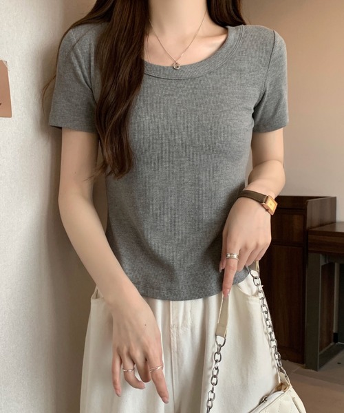 2ly2(トゥーリートゥー)の「リブクルーネックTシャツ(Tシャツ/カットソー・レディース・ホワイト/ライトグレー/ブラック/ベージュ/グレー/カーキ/ピンク/イエロー/オレンジ/ブルー/ライトグリーン/ダークグレー/ダークベージュ・FREE)」の5枚目の写真