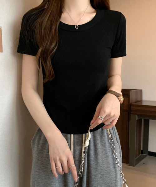 2ly2(トゥーリートゥー)の「リブクルーネックTシャツ(Tシャツ/カットソー・レディース・ホワイト/ライトグレー/ブラック/ベージュ/グレー/カーキ/ピンク/イエロー/オレンジ/ブルー/ライトグリーン/ダークグレー/ダークベージュ・FREE)」の3枚目の写真