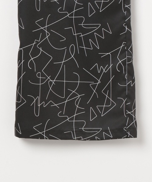 GEORGE'S(ジョージズ)の「ソウガラプリントパンツ(その他パンツ・レディース・ブラック/オフホワイト/ブラウン・SMALL/MEDIUM)」の20枚目の写真