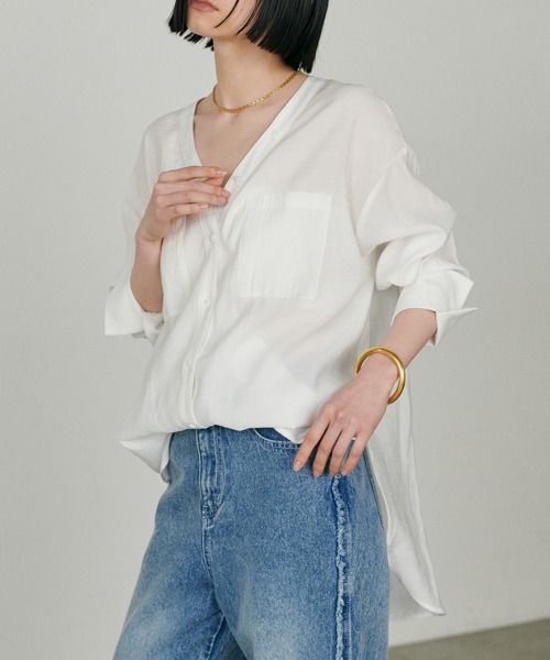 LARUTA(ラルータ)の「【LARUTA】2wayVネックスキッパーシャツ(シャツ/ブラウス・レディース・ブラウン/オフホワイト/グレー系その他/ブラック・FREE)」の5枚目の写真