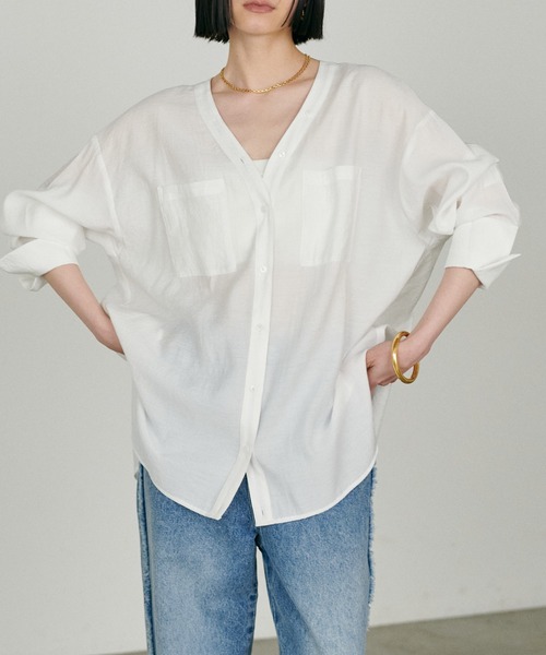 LARUTA(ラルータ)の「【LARUTA】2wayVネックスキッパーシャツ(シャツ/ブラウス・レディース・ブラウン/オフホワイト/グレー系その他/ブラック・FREE)」の6枚目の写真