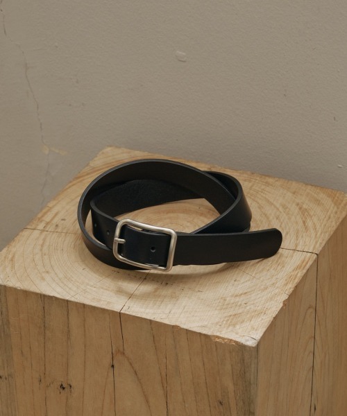 TODAYFUL(トゥデイフル)の「TODAYFUL Backle Leather Belt(ベルト・レディース・ブラック・FREE)」の2枚目の写真