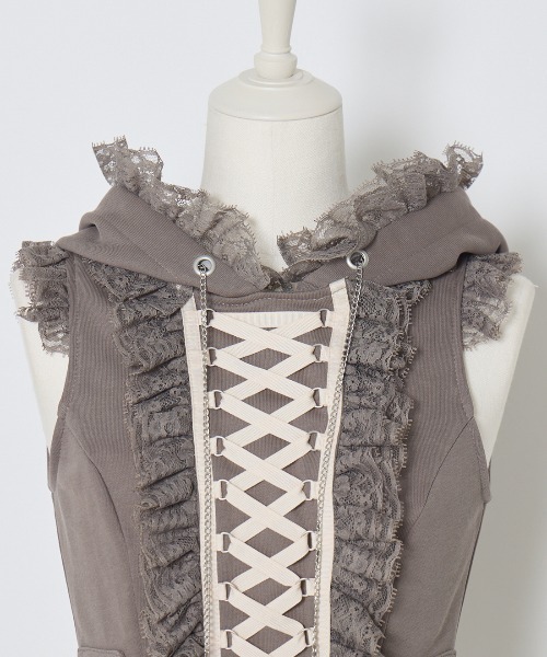 Lace-up frilled lace sleeveless hoodie（その他トップス