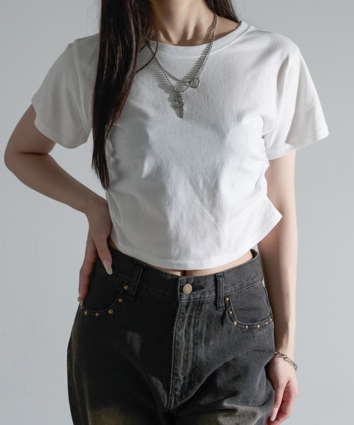 apres jour mignon(アプレジュールミニョン)の「サイドシャーリングクロップドTシャツ【ZOZOTOWN限定アイテム】(Tシャツ/カットソー・レディース・ブラック/ピンク系その他/オフホワイト/ナチュラル/レッド・フリー/X-LARGE)」の6枚目の写真