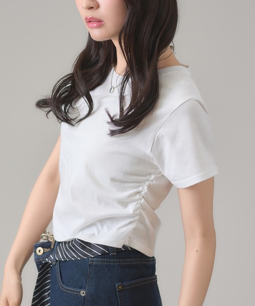 apres jour mignon（アプレジュールミニョン）の「サイドシャーリングクロップドTシャツ（Tシャツ/カットソー・レディース・ブラック/ピンク系その他/オフホワイト/ナチュラル/レッド/ホワイト系その他/ネイビー/ブラック系その他/グレー・フリー/X-LARGE）」の19枚目の写真