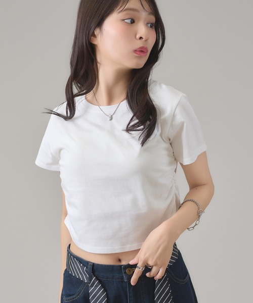 apres jour mignon（アプレジュールミニョン）の「サイドシャーリングクロップドTシャツ（Tシャツ/カットソー・レディース・ブラック/ピンク系その他/オフホワイト/ナチュラル/レッド/ホワイト系その他/ネイビー/ブラック系その他/グレー・フリー/X-LARGE）」の17枚目の写真