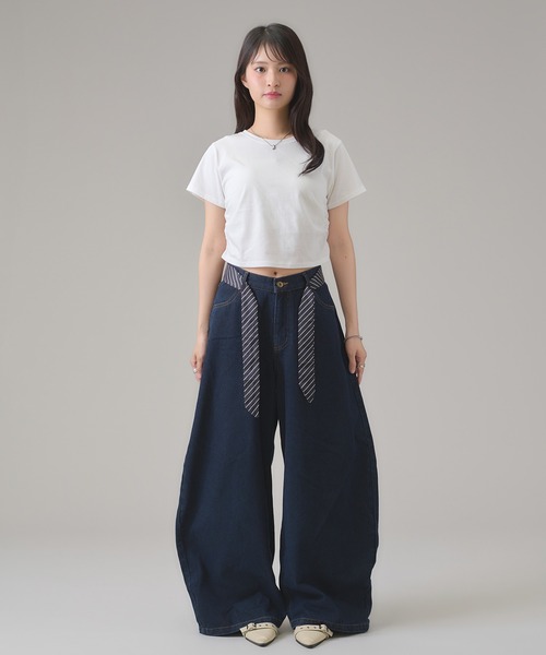 apres jour mignon（アプレジュールミニョン）の「サイドシャーリングクロップドTシャツ（Tシャツ/カットソー・レディース・ブラック/ピンク系その他/オフホワイト/ナチュラル/レッド/ホワイト系その他/ネイビー/ブラック系その他/グレー・フリー/X-LARGE）」の20枚目の写真