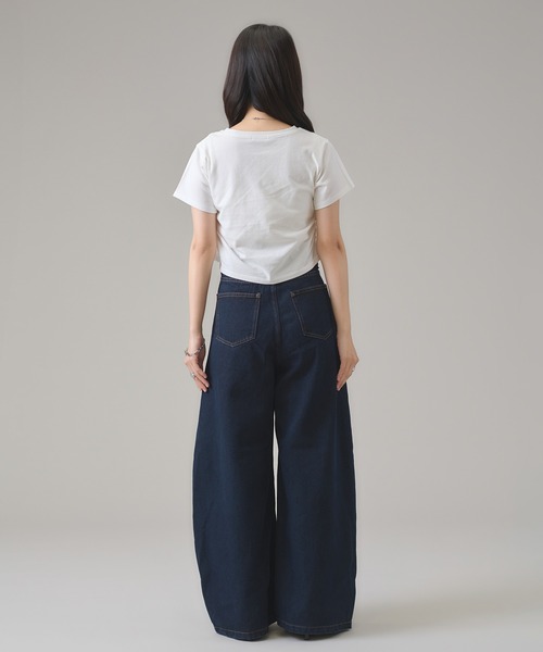 apres jour mignon（アプレジュールミニョン）の「サイドシャーリングクロップドTシャツ（Tシャツ/カットソー・レディース・ブラック/ピンク系その他/オフホワイト/ナチュラル/レッド/ホワイト系その他/ネイビー/ブラック系その他/グレー・フリー/X-LARGE）」の22枚目の写真