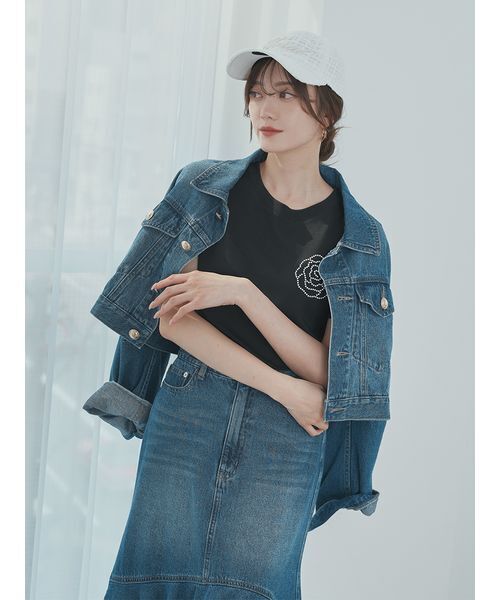 NEW ERA（ニューエラ）の「【SNIDEL|NEW ERA®】Floralキャップ（キャップ・レディース・ネイビー/アイボリー/ブラック/ライトベージュ/ライトブルー・F）」の8枚目の写真