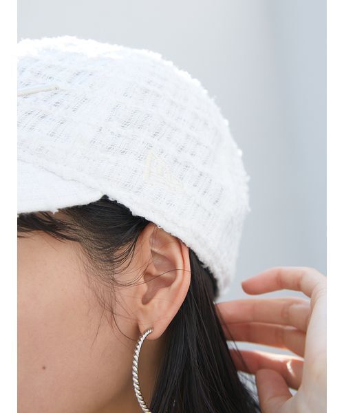 NEW ERA（ニューエラ）の「【SNIDEL|NEW ERA®】Floralキャップ（キャップ・レディース・ネイビー/アイボリー/ブラック/ライトベージュ/ライトブルー・F）」の18枚目の写真