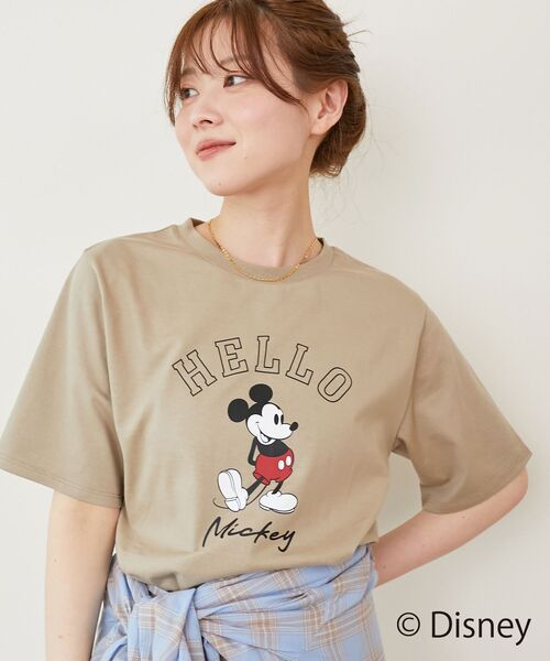 le.coeur blanc(ルクールブラン)の「【Disney】Hello/プリントTシャツ(Tシャツ/カットソー・レディース・ベージュ/チャコールグレー/オフホワイト・38)」の2枚目の写真