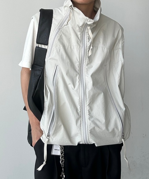 UNDERSTATEMENTs（アンダーステイトメント）の「【ユニセックス】合皮レザーショルダーバッグ（ショルダーバッグ・メンズ・ブラック・FREE）」の3枚目の写真