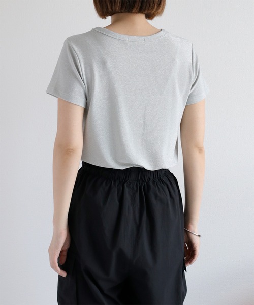 cepo（セポ）の「ラメ半袖Tee インナーカットソー（Tシャツ/カットソー・レディース・ベージュ/グレー/ブラック・M）」の21枚目の写真