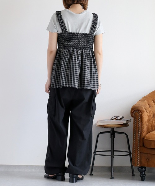 cepo（セポ）の「ラメ半袖Tee インナーカットソー（Tシャツ/カットソー・レディース・ベージュ/グレー/ブラック・M）」の17枚目の写真